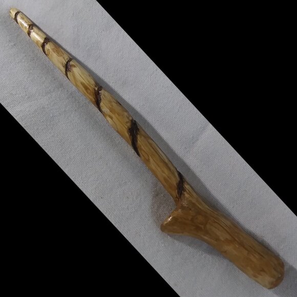Carved Unicorn Horn Wand - Picture 1 of 2